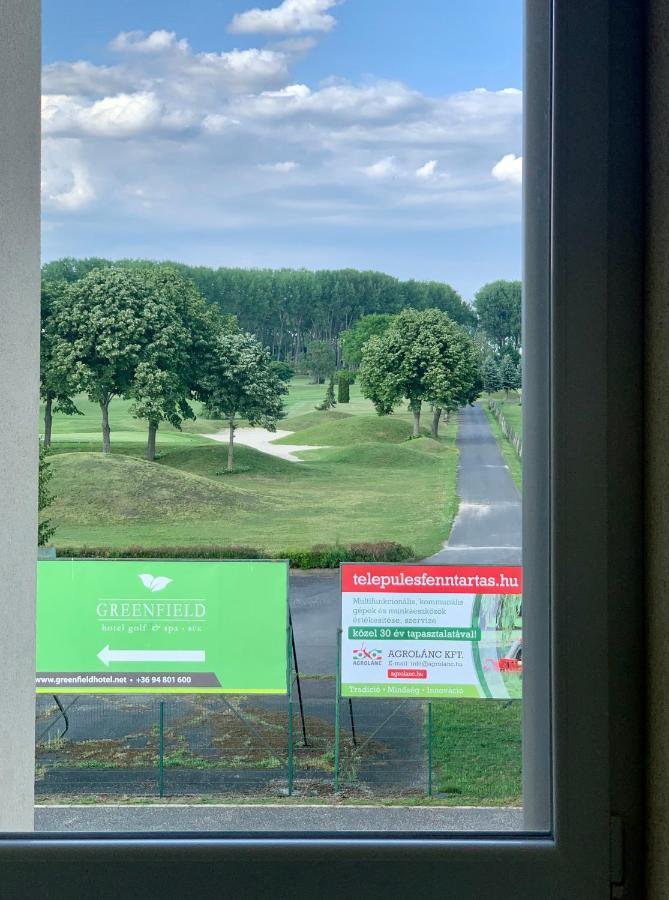 Chance Apartman Buekfuerdo Exteriér fotografie