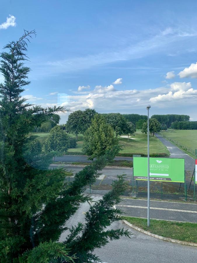 Chance Apartman Buekfuerdo Exteriér fotografie