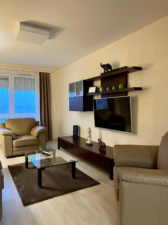 Chance Apartman Buekfuerdo Exteriér fotografie